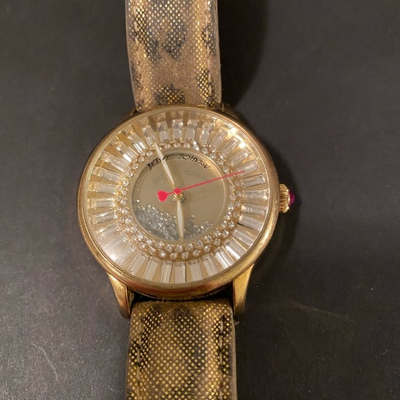 Betsy Johnson watch - Picture 3 of 6